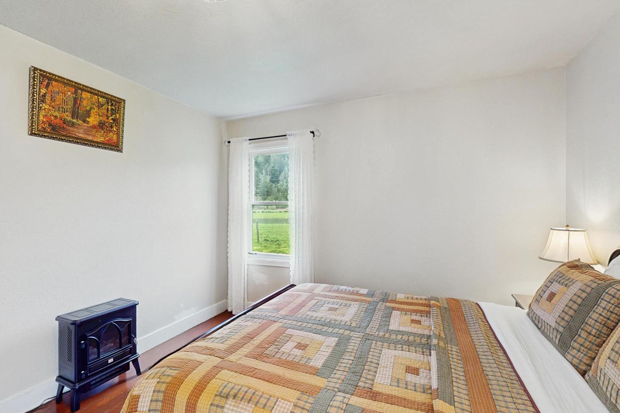 Redwood Farmhouse In The Orick Valley Extérieur photo